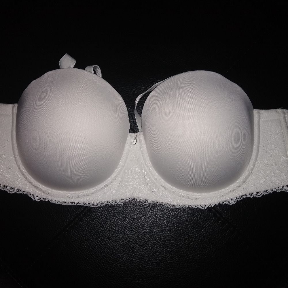 Torrid Strapless Bra 36D